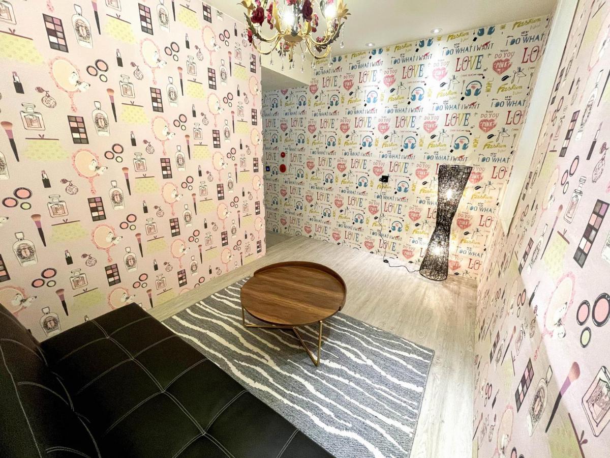 Fifth Avenue Motel Тайчжун Экстерьер фото